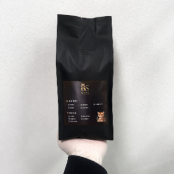 [식품/간식] 범성커피 원두커피 클래식 묵직한 원두 홀빈 500g 1kg